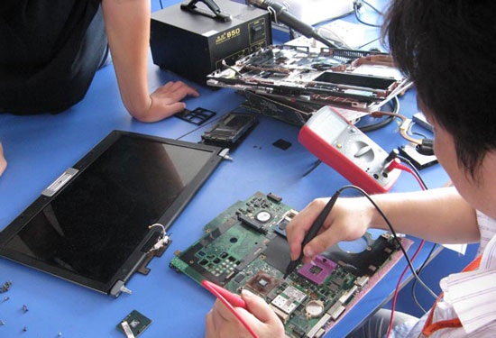 Вакансия Инженера (ноутбуки)