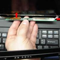 Быстрый ремонт и замена подсветки ноутбука от компании «NOBO»