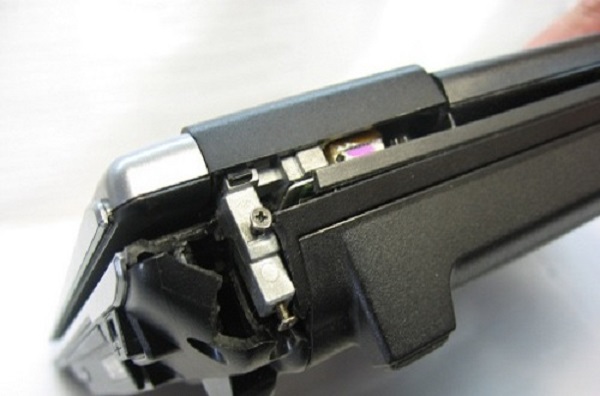 Замена поврежденного корпуса ноутбука