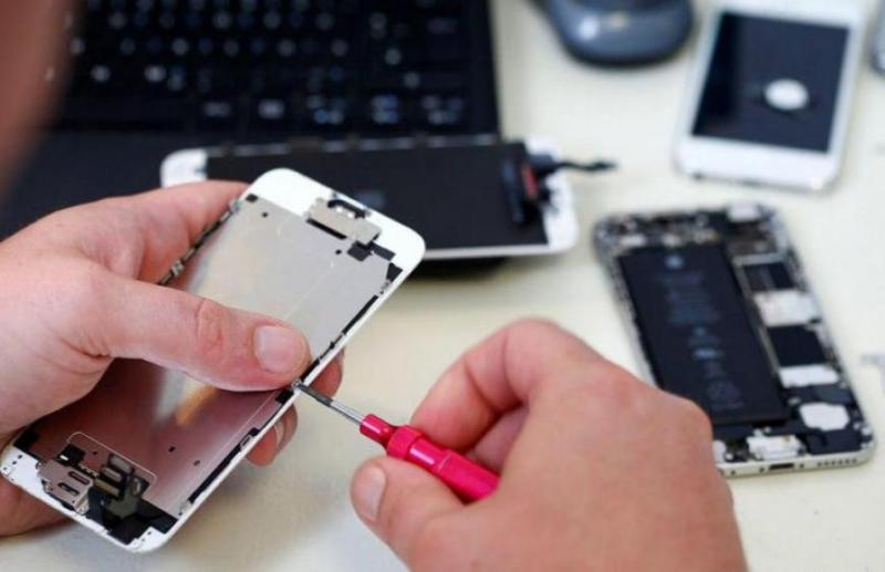 Замена экрана iPhone 7 в сервисном центре FreshIT